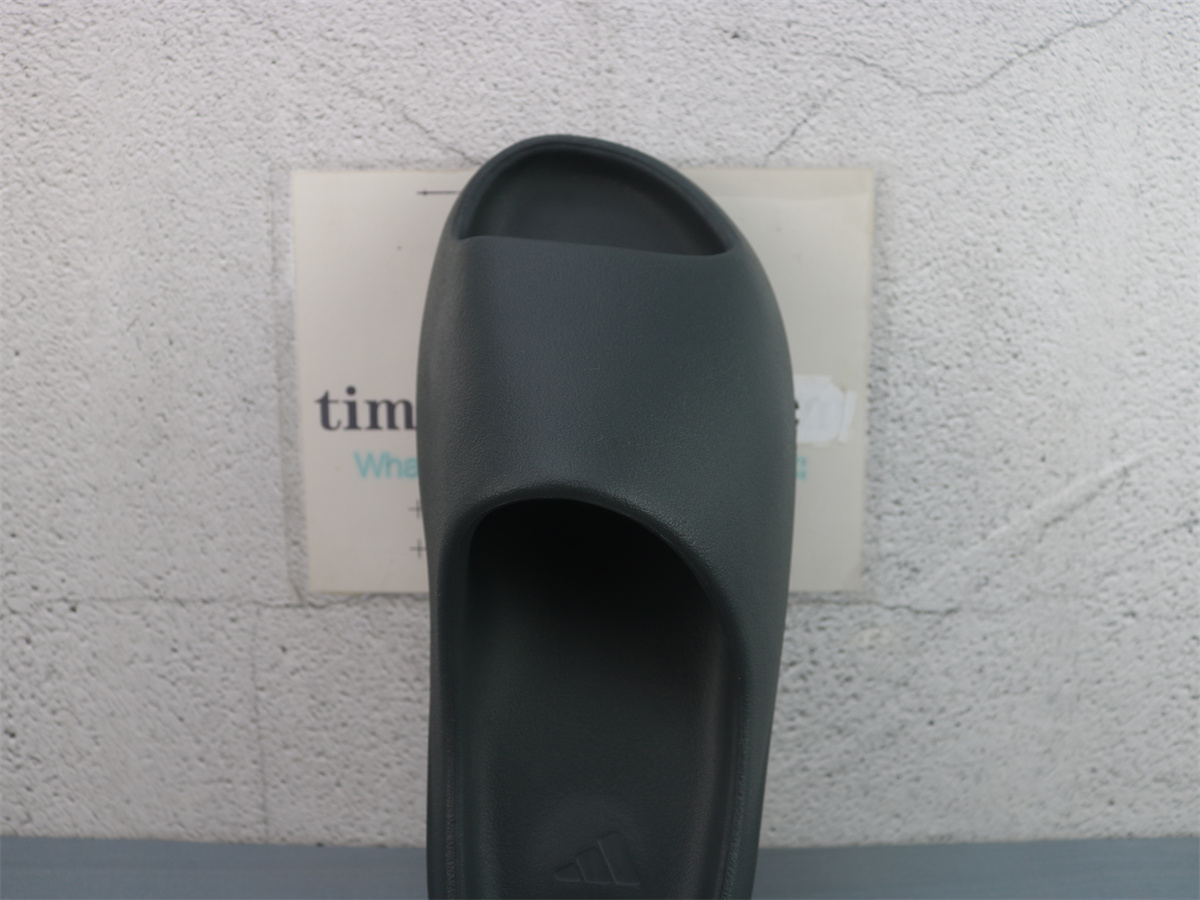 Free Shipping Yeezy Slide Granite ID4132